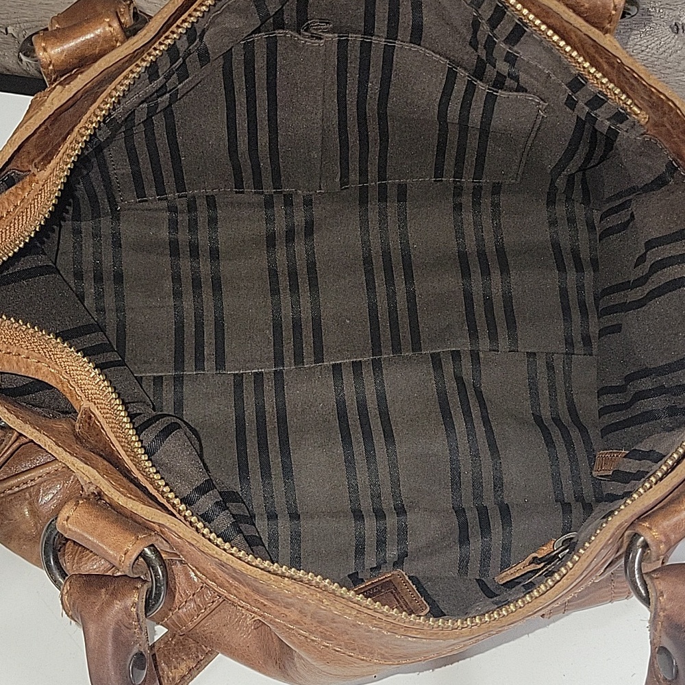 Frye Classic Brown Leather Crossbody Tote Bag - Picture 11 of 16
